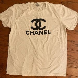 Chanel tshirt